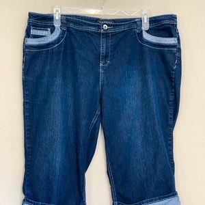 Baccini Cuff Denim Capris